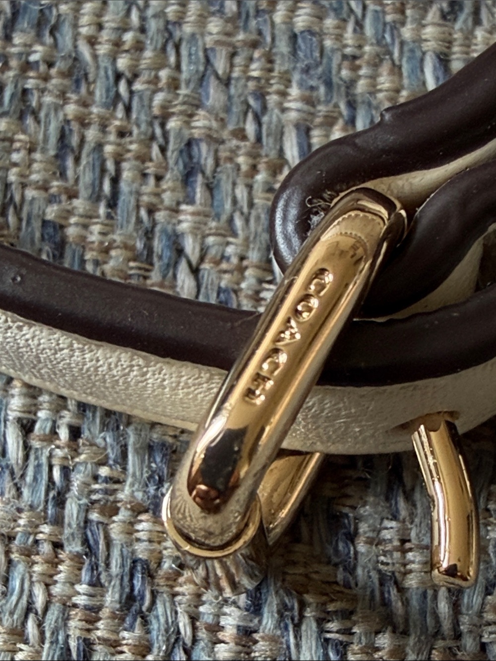 Coach White/Ivory Leather Replacement Strap with Gold Hardware - Picture 11 of 16